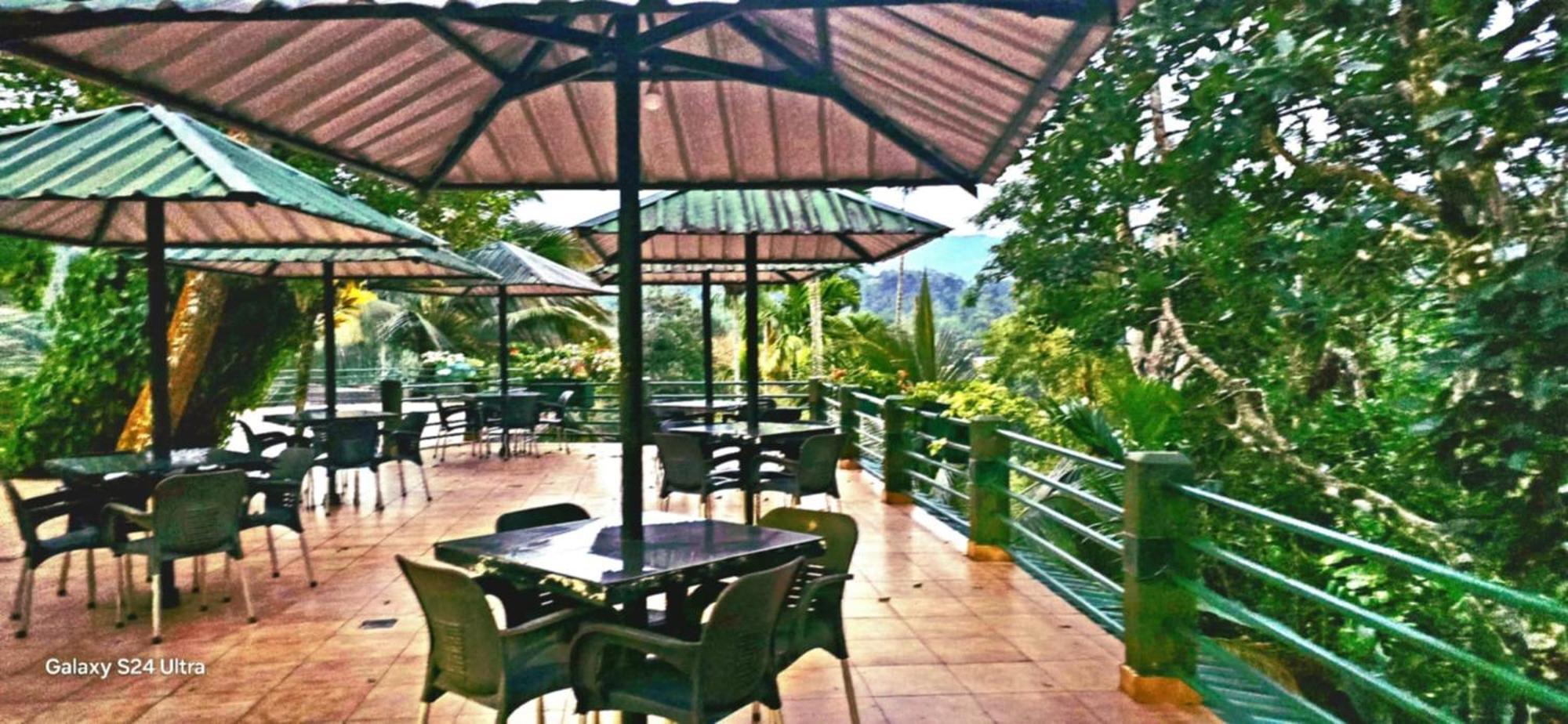 Rainforest Lodge, Deniyaya Singheraja Exterior foto